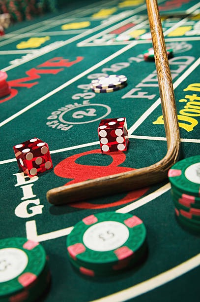 Slots portfolio on mikitoto showing Aviator, Sweet Bonanza, Gates of Olympus, Fortune Tiger, and Mahjong Ways